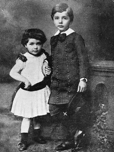 childhood albert einstein and sister maja